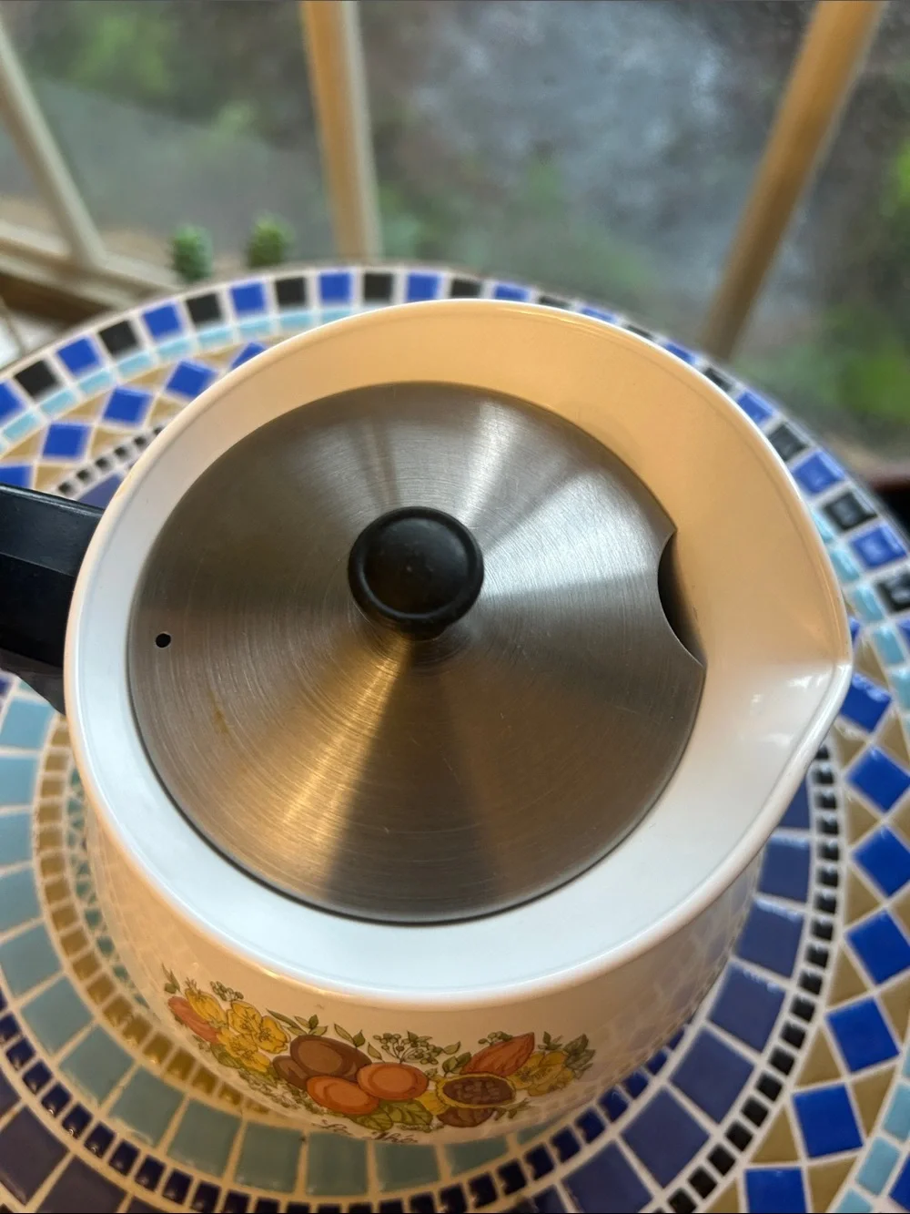 Corning Ware Spice of Life Le Thé Teapot, 6 Cup Coffee Pot P-104, 1970s